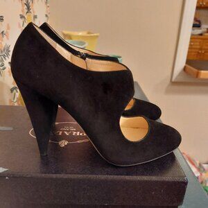 Not Prada black suade pumps size 38